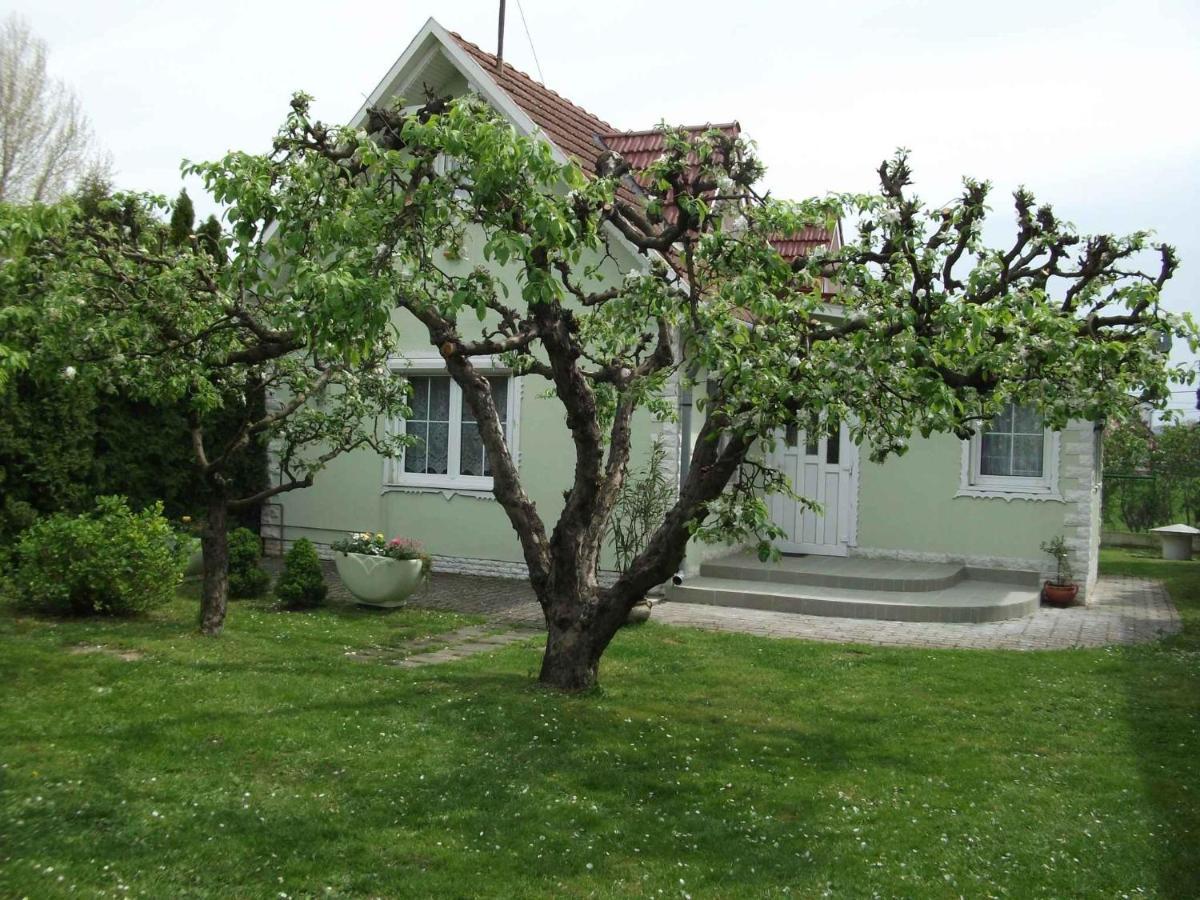 Holiday Home Balatonlelle/Balaton 19117 Luaran gambar